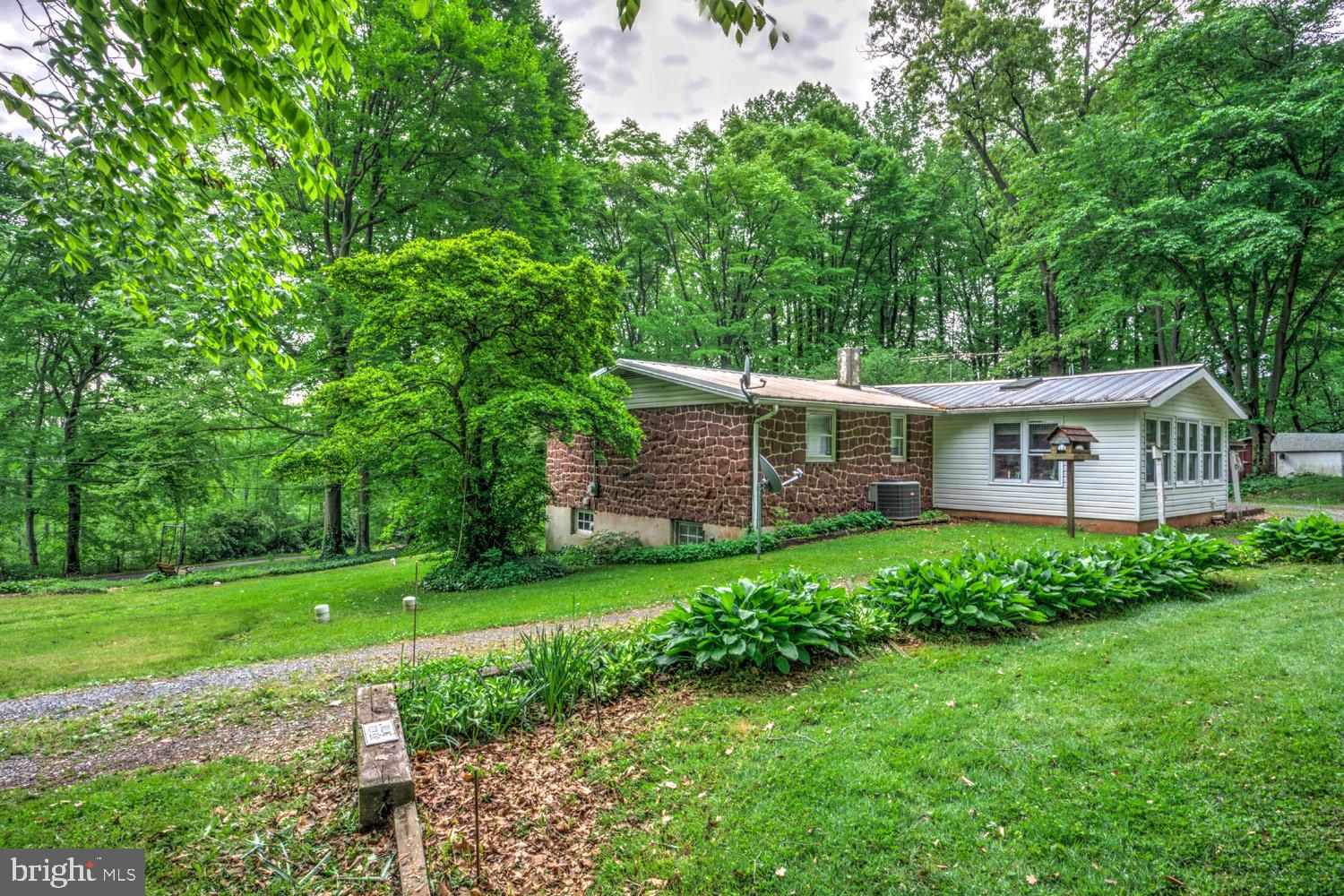 1203 Pieffer Hill Road Stevens, PA 17578 - Photo 4 of 11 Gallery Image 4
