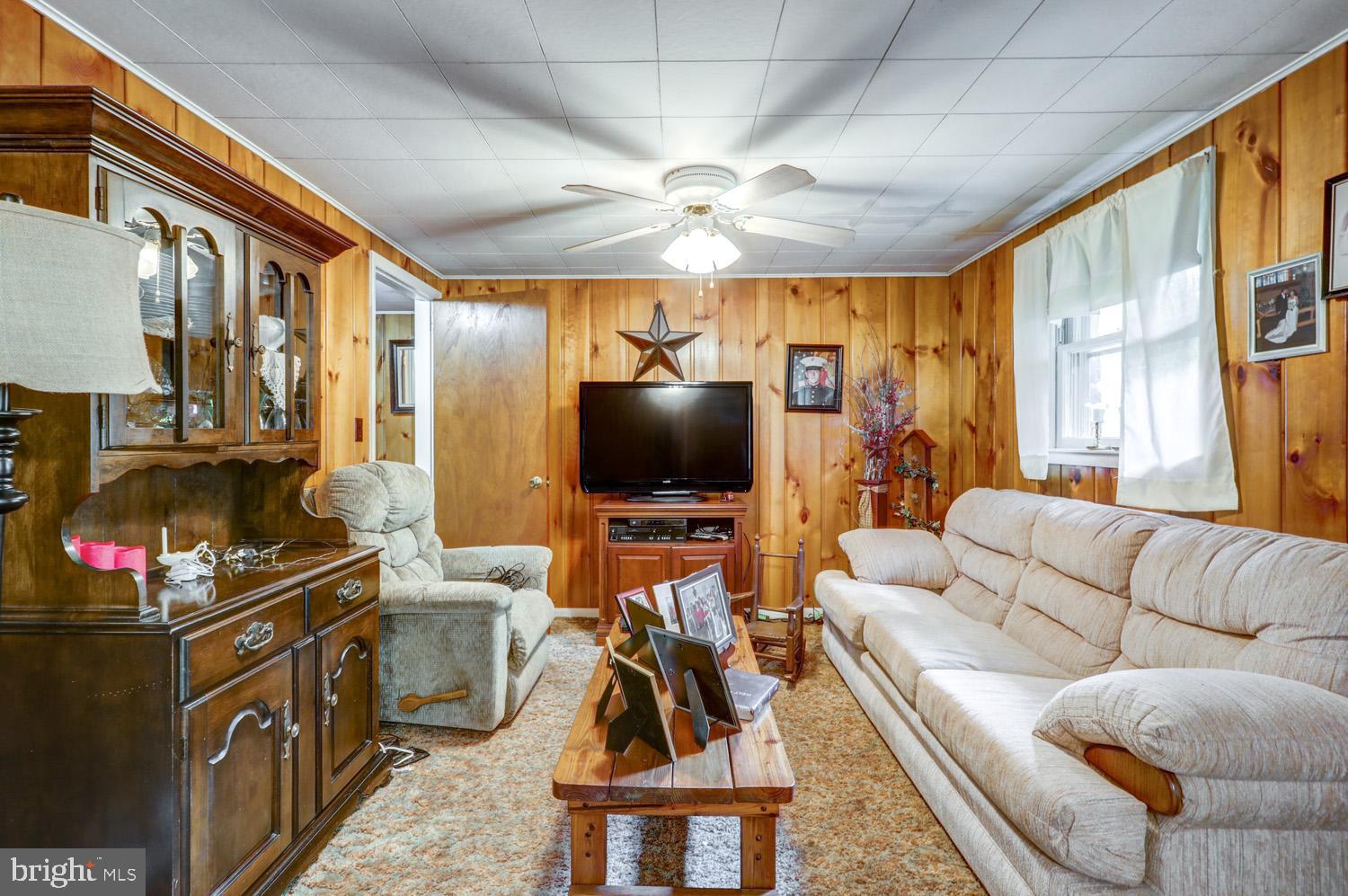 1203 Pieffer Hill Road Stevens, PA 17578 - Photo 6 of 11 Gallery Image 6