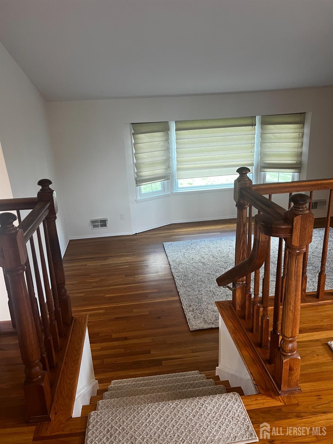 43 Lydia Lane Edison, NJ 08817 - Photo 20 of 29