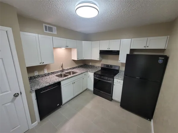 $950 | 4630 Country Creek Drive, Unit 1219, Dallas, TX 75236