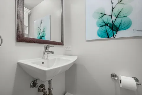 $1,425,000 | 2145 Kenilworth Avenue, Wilmette, IL 60091