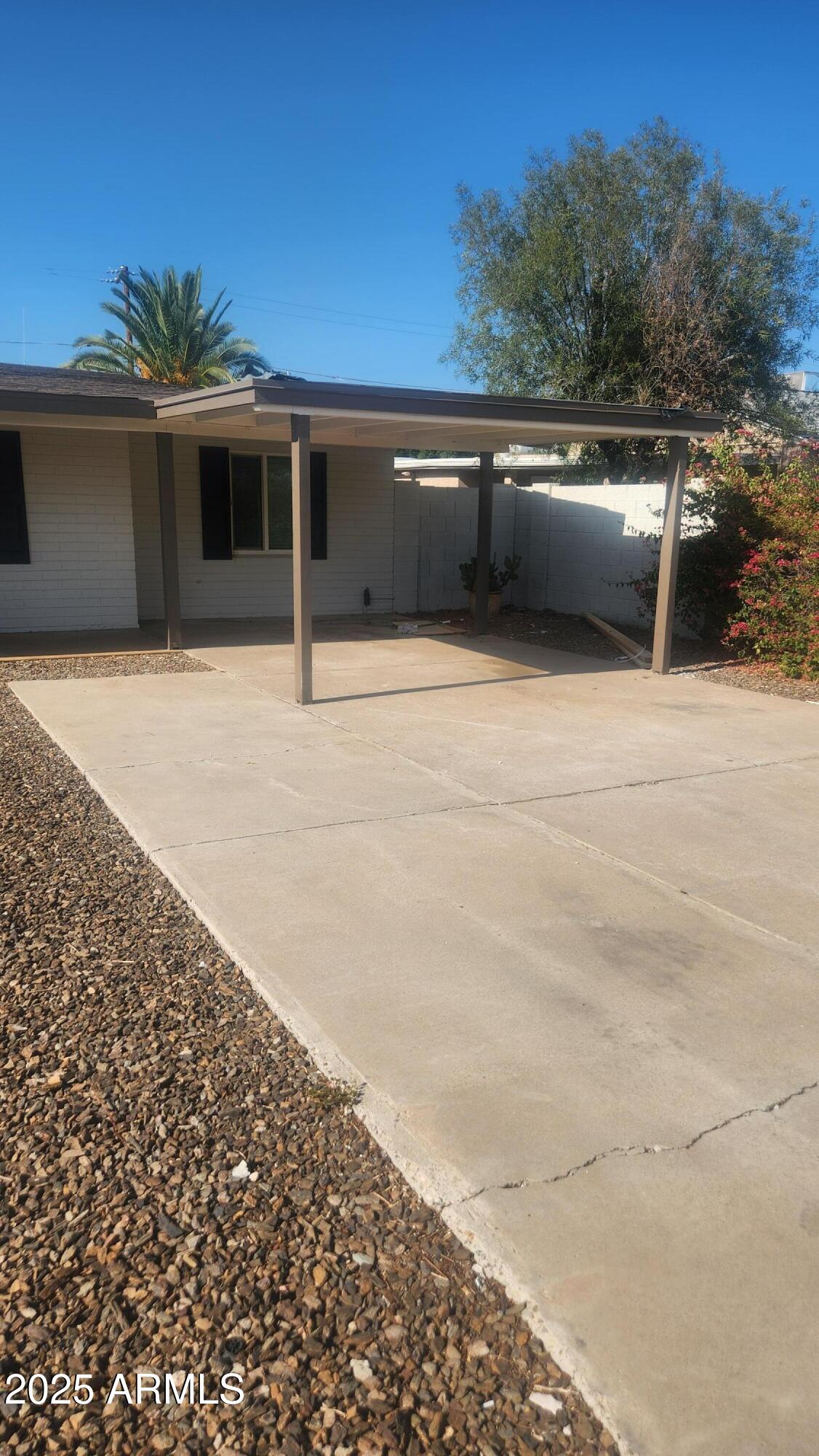 1644 West Roma Avenue Phoenix, AZ 85015 - Photo 4 of 42 Roma Carport