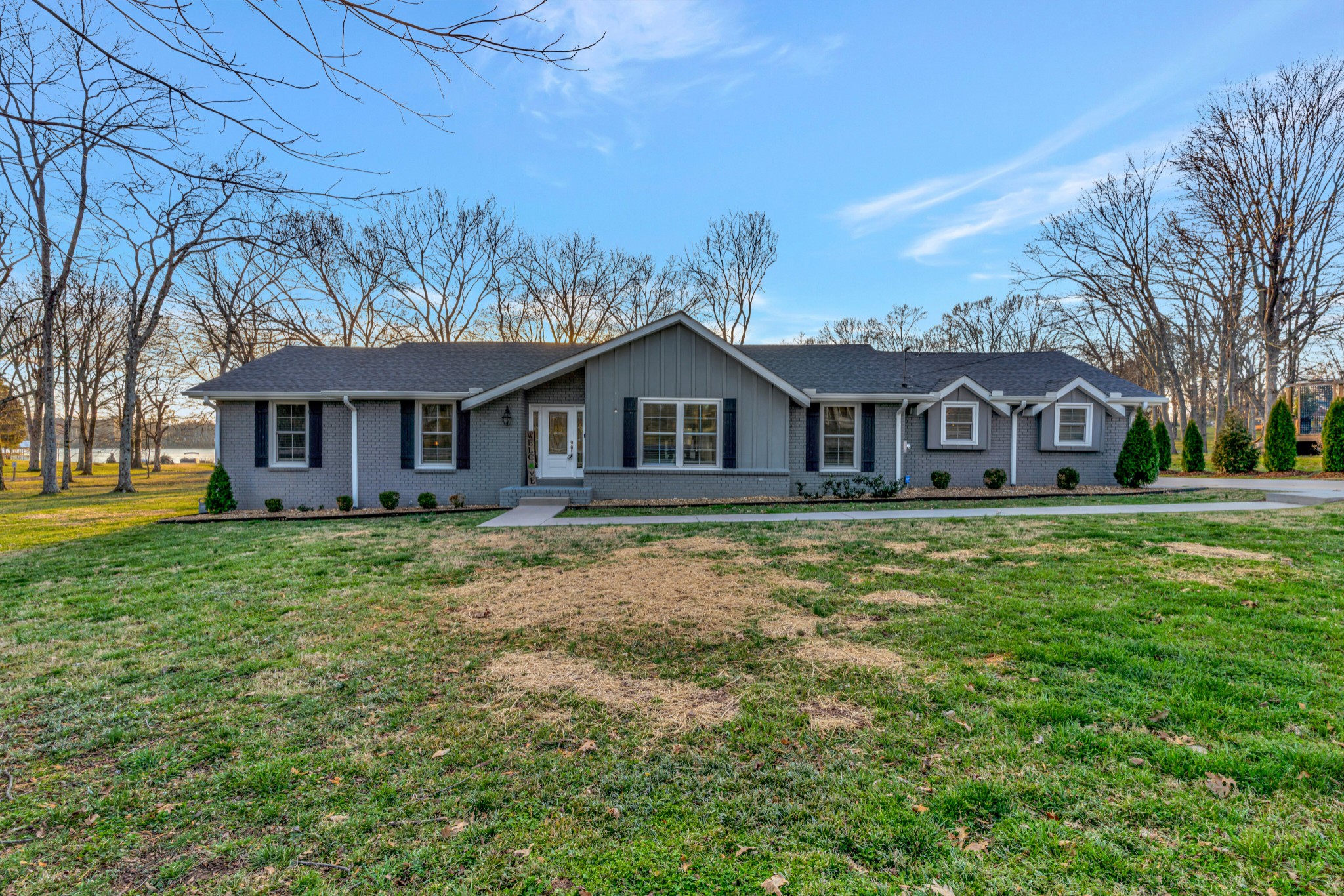 142 Cherokee Road Hendersonville, TN 37075 - Photo 2 of 69 Gallery Image 2