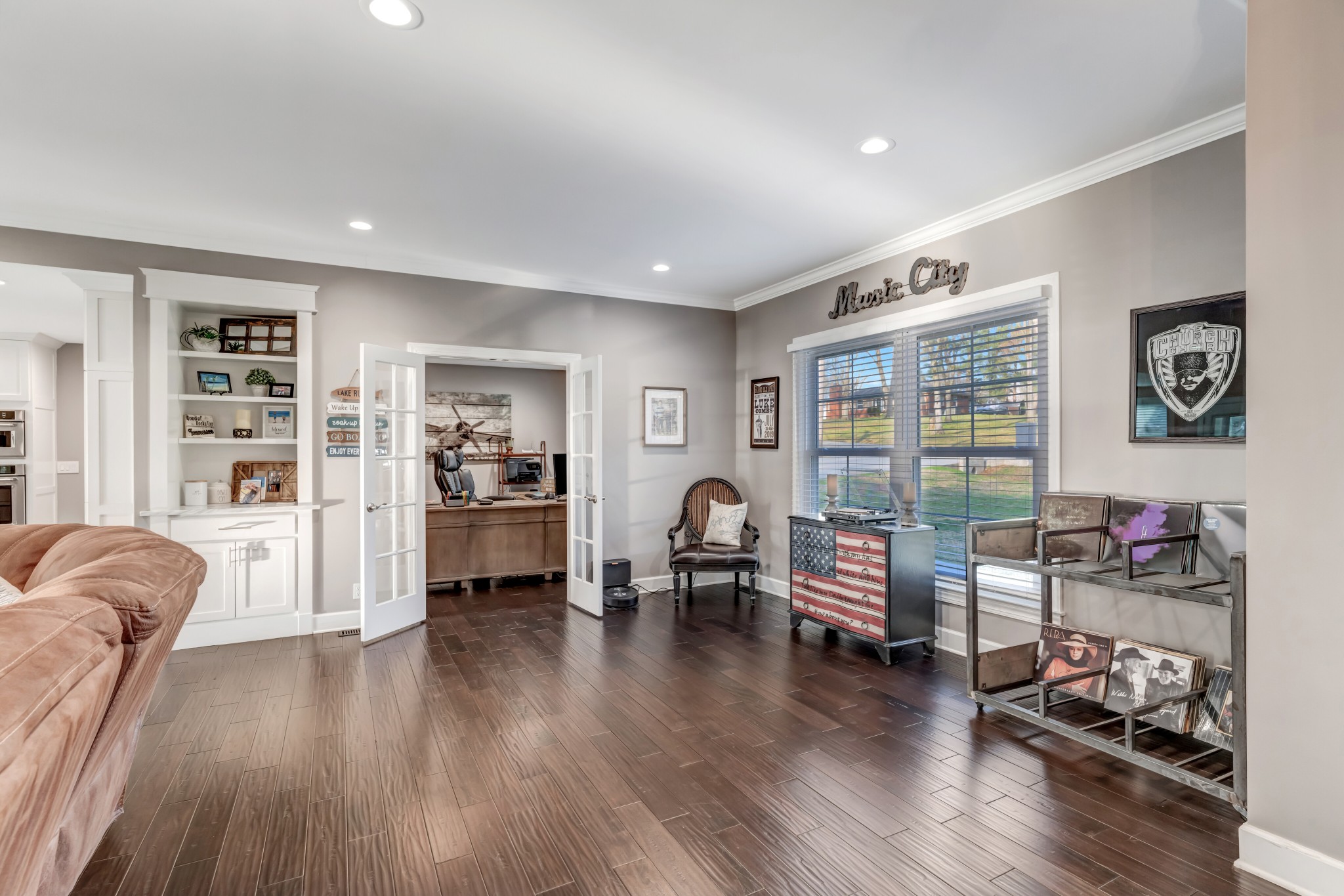 142 Cherokee Road Hendersonville, TN 37075 - Photo 4 of 69 Gallery Image 4