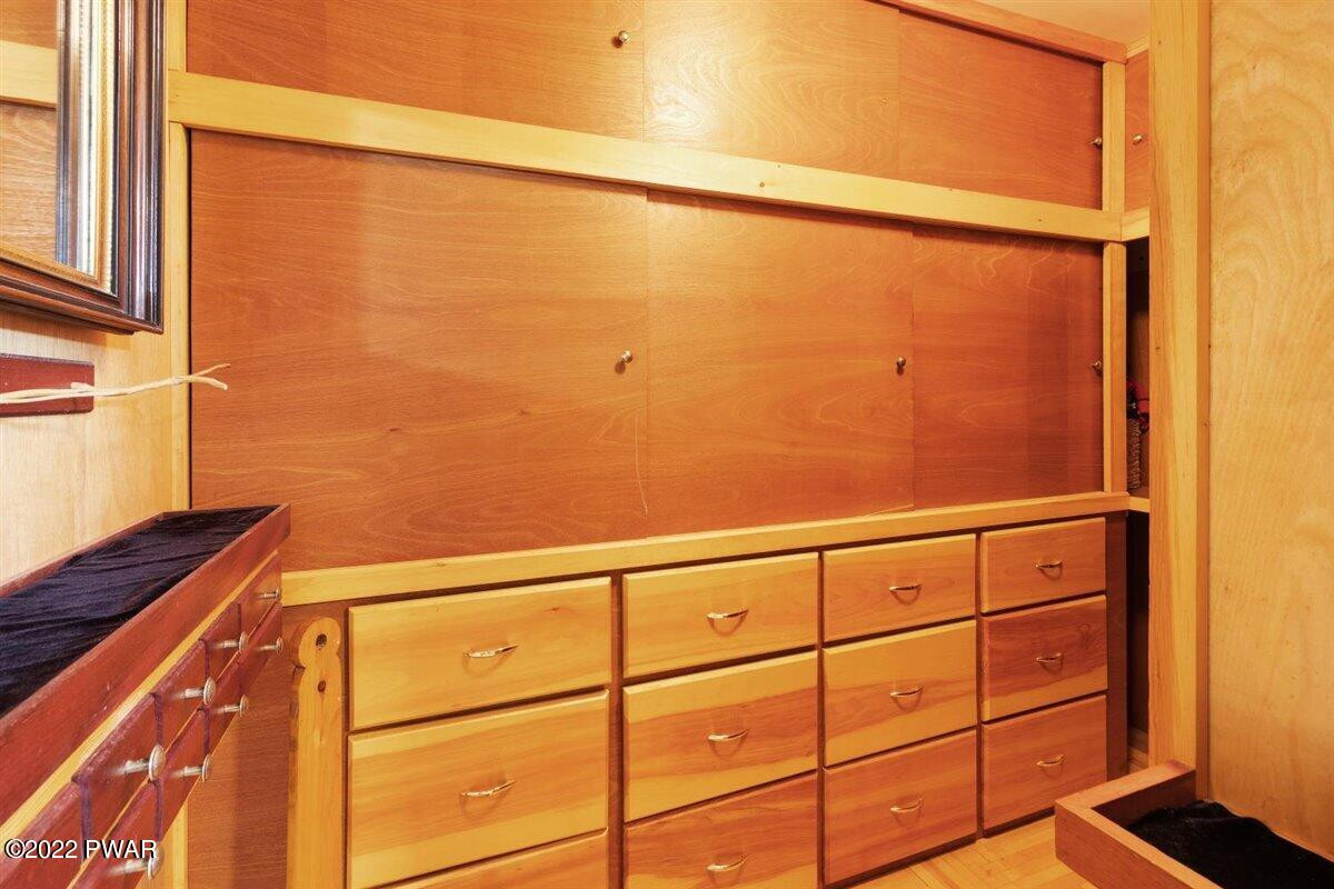 106 Cub Road Greeley, PA 18425 - Photo 31 of 54 Built in Walk in Closet
