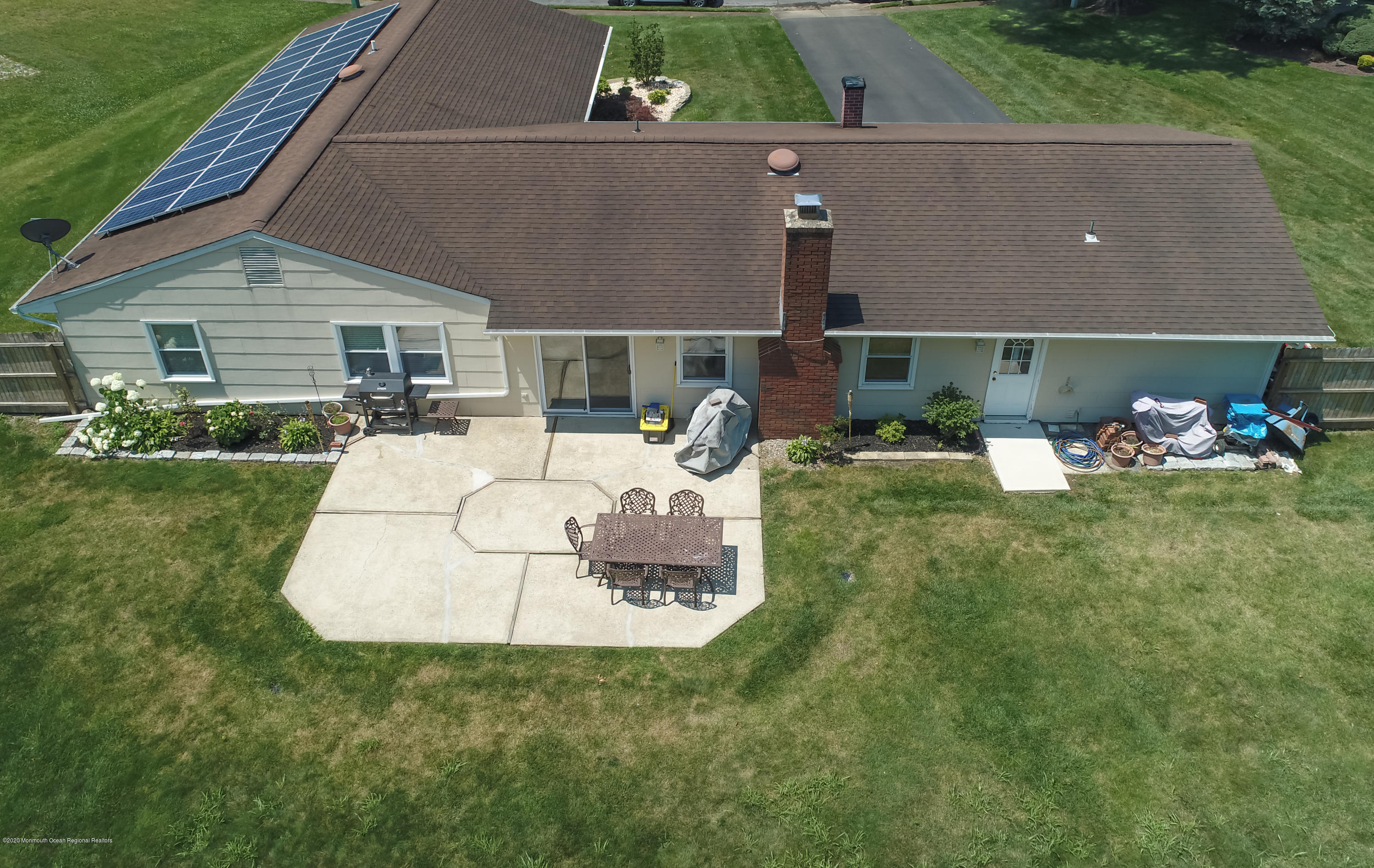 11 Amherst Road Marlboro, NJ 07746 - Photo 3 of 23 overview back