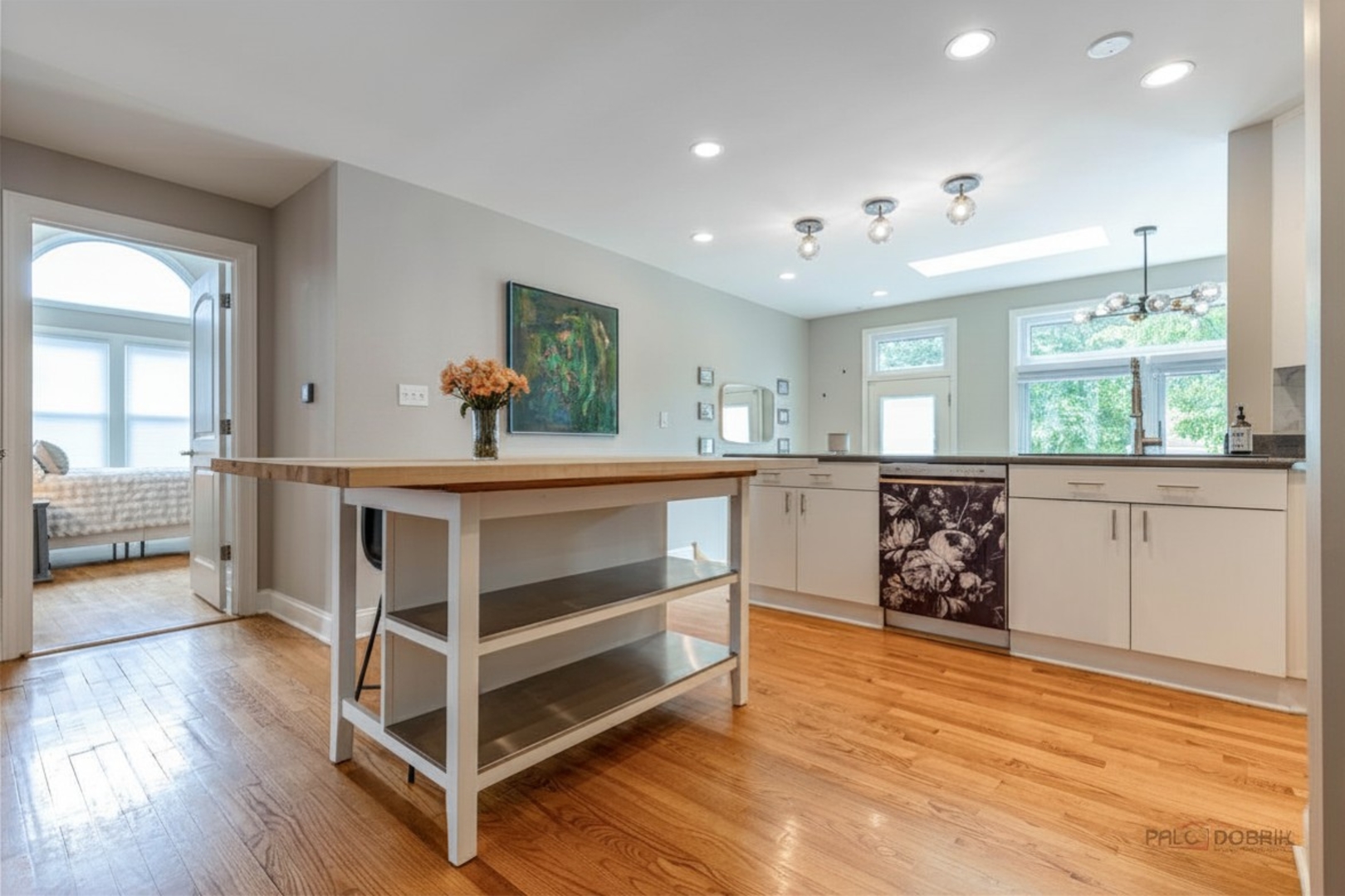 310 South Summit Street Wheaton, IL 60187 - Photo 7 of 34
