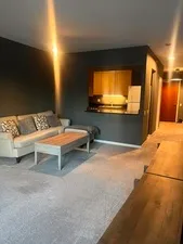 $2,050 | 400 North LaSalle Drive, Unit 1603, Chicago, IL 60654