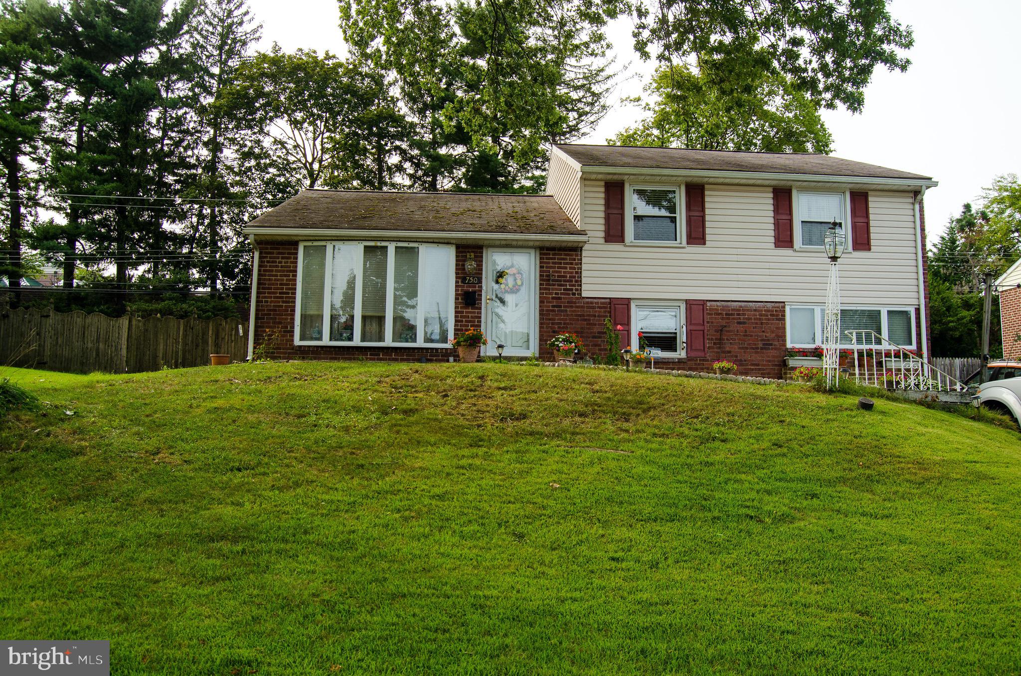 750 Rhoads Drive Springfield, PA 19064 - Photo 2 of 44
