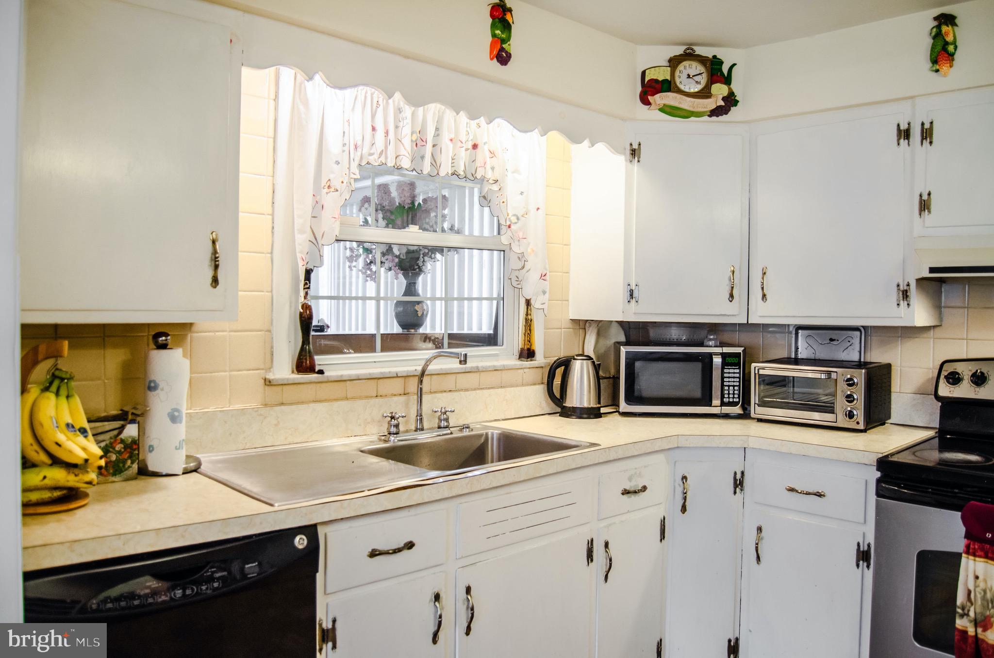750 Rhoads Drive Springfield, PA 19064 - Photo 18 of 44