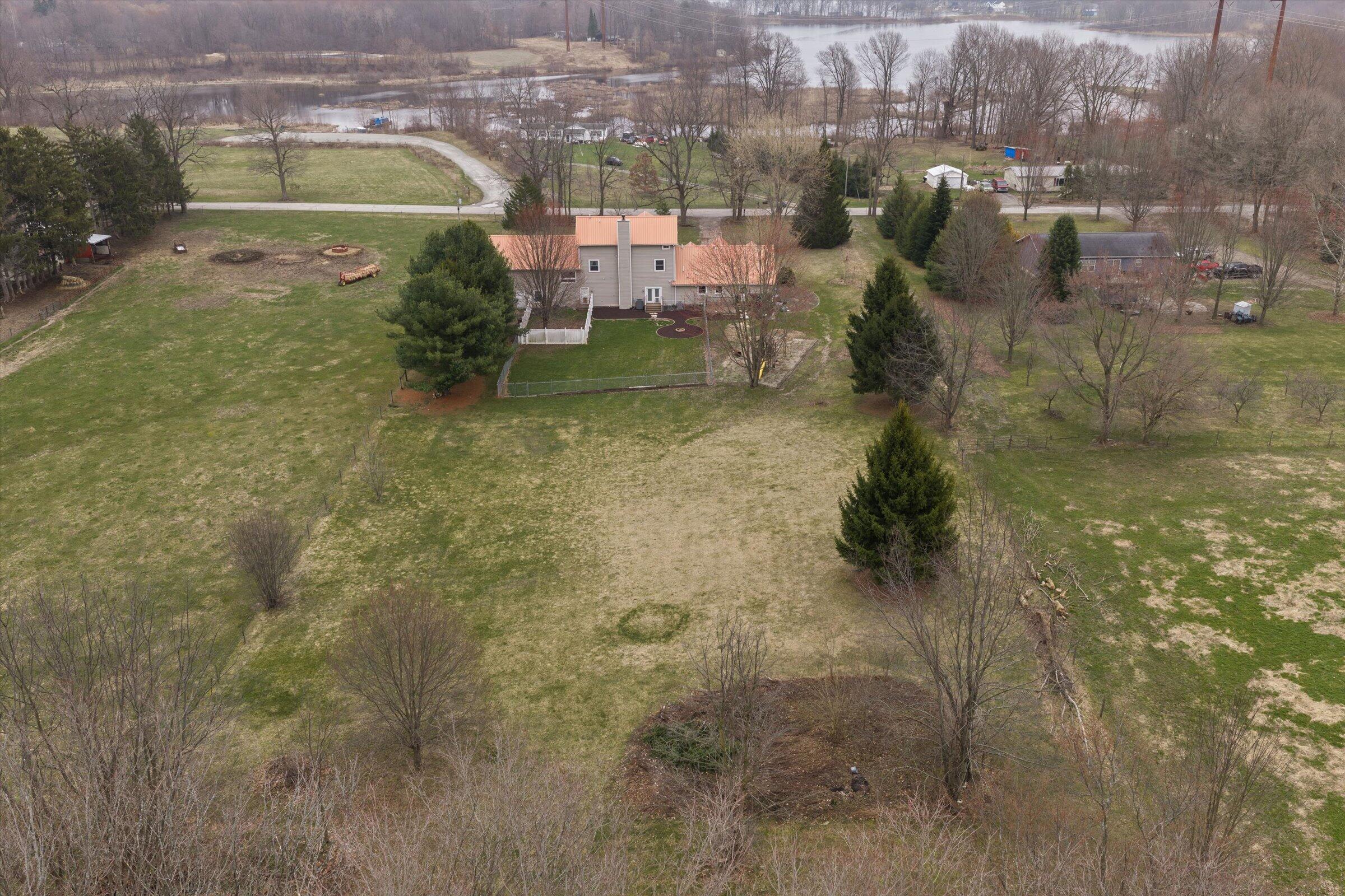 7692 North Emery Road Rolling Prairie, IN 46371 - Photo 64 of 69 2400x1600