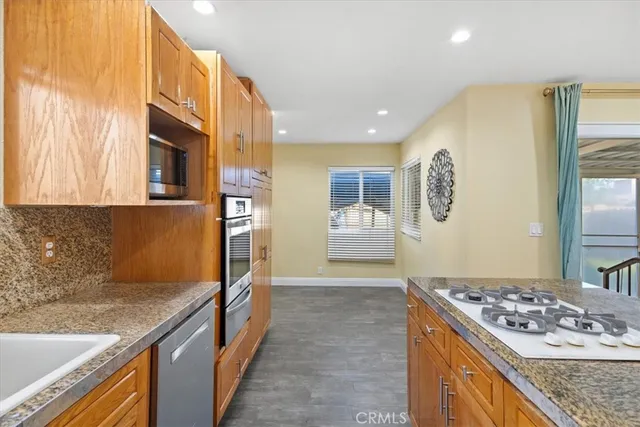 $925,000 | 17222 Wall Street, Carson, CA 90746