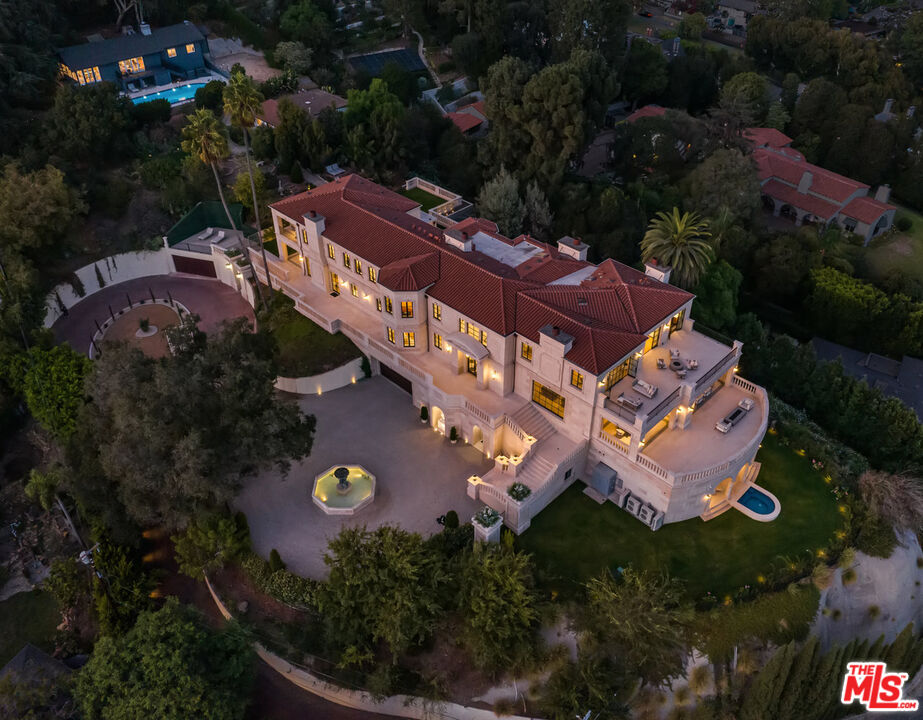 4533 Cockerham Drive Los Angeles, CA 90027 - Photo 3 of 48