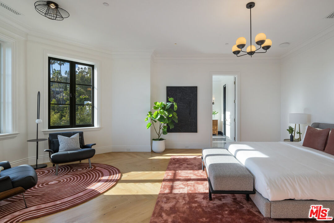 4533 Cockerham Drive Los Angeles, CA 90027 - Photo 39 of 48