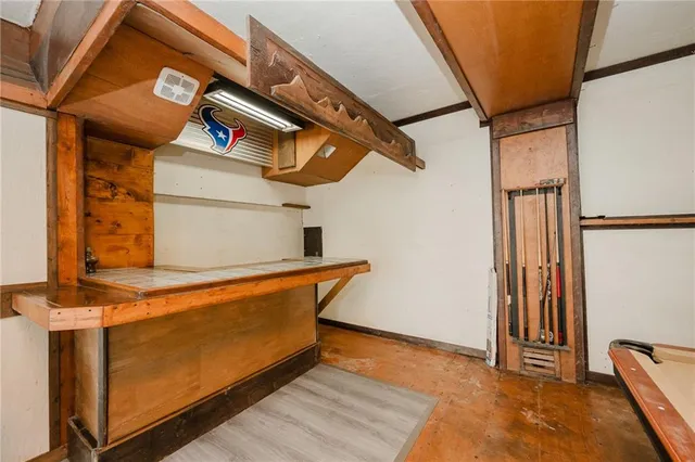 a view of an outdoor space