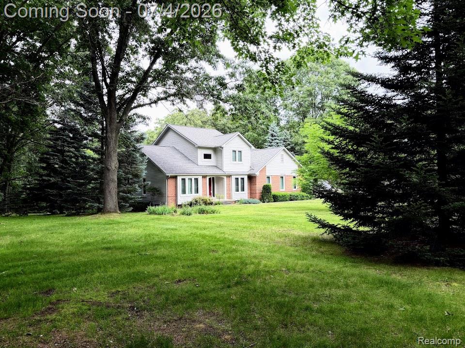 10928 Sunny Ridge Court Pinckney, MI 48169 - Photo 5 of 40 IMG_2488.jpg