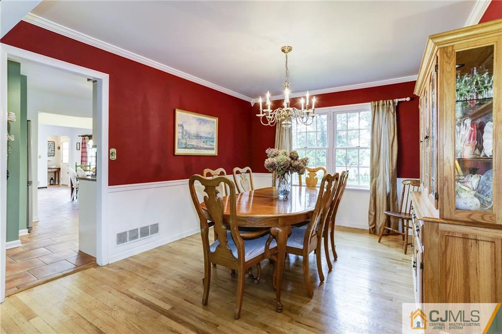 18 Clearview Road East Brunswick, NJ 08816 - Photo 4 of 25 Gallery Image 4