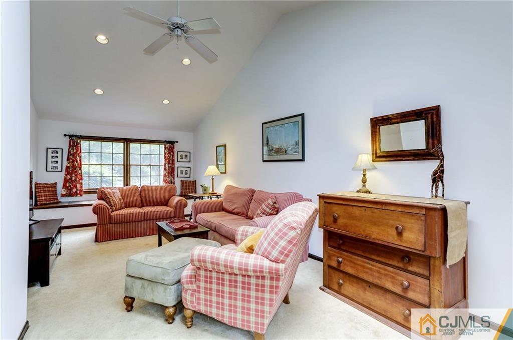 18 Clearview Road East Brunswick, NJ 08816 - Photo 10 of 25 Gallery Image 10
