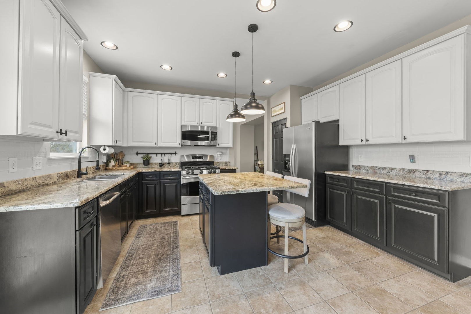 2450 Rockport Road Hampshire, IL 60140 - Photo 6 of 33
