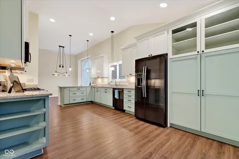 $435,000 | 12055 Waterford Lane, Carmel, IN 46033