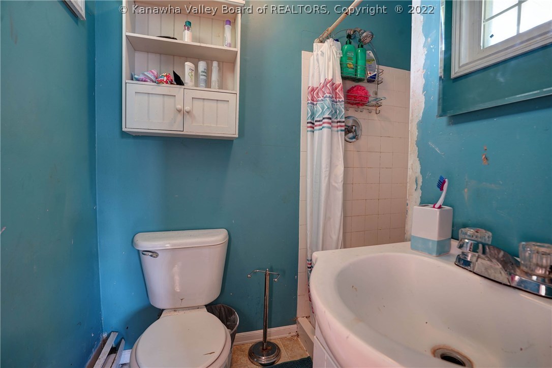 157 Hedrick Road Scott Depot, WV 25560 - Photo 16 of 30 Gallery Image 16