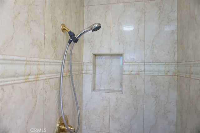 $9,000 | 8533 Woodley Avenue, North Hills, CA 91343