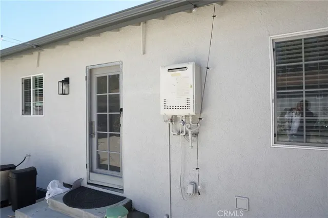 $9,000 | 8533 Woodley Avenue, North Hills, CA 91343