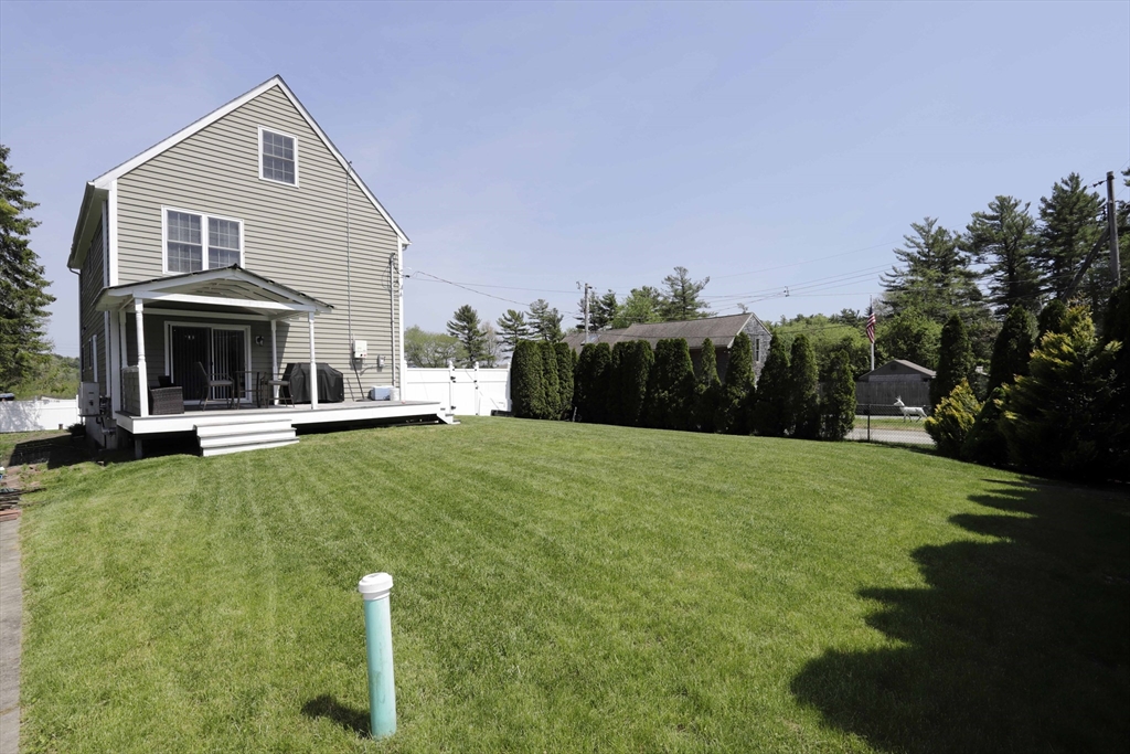 17 David Street Acushnet, MA 02743 - Photo 6 of 37