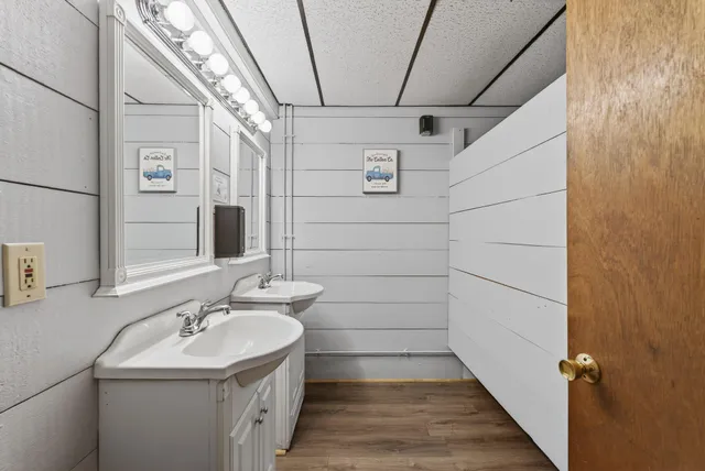 $1,380,000 | 159 Mayville Road, Bethel, ME 04217