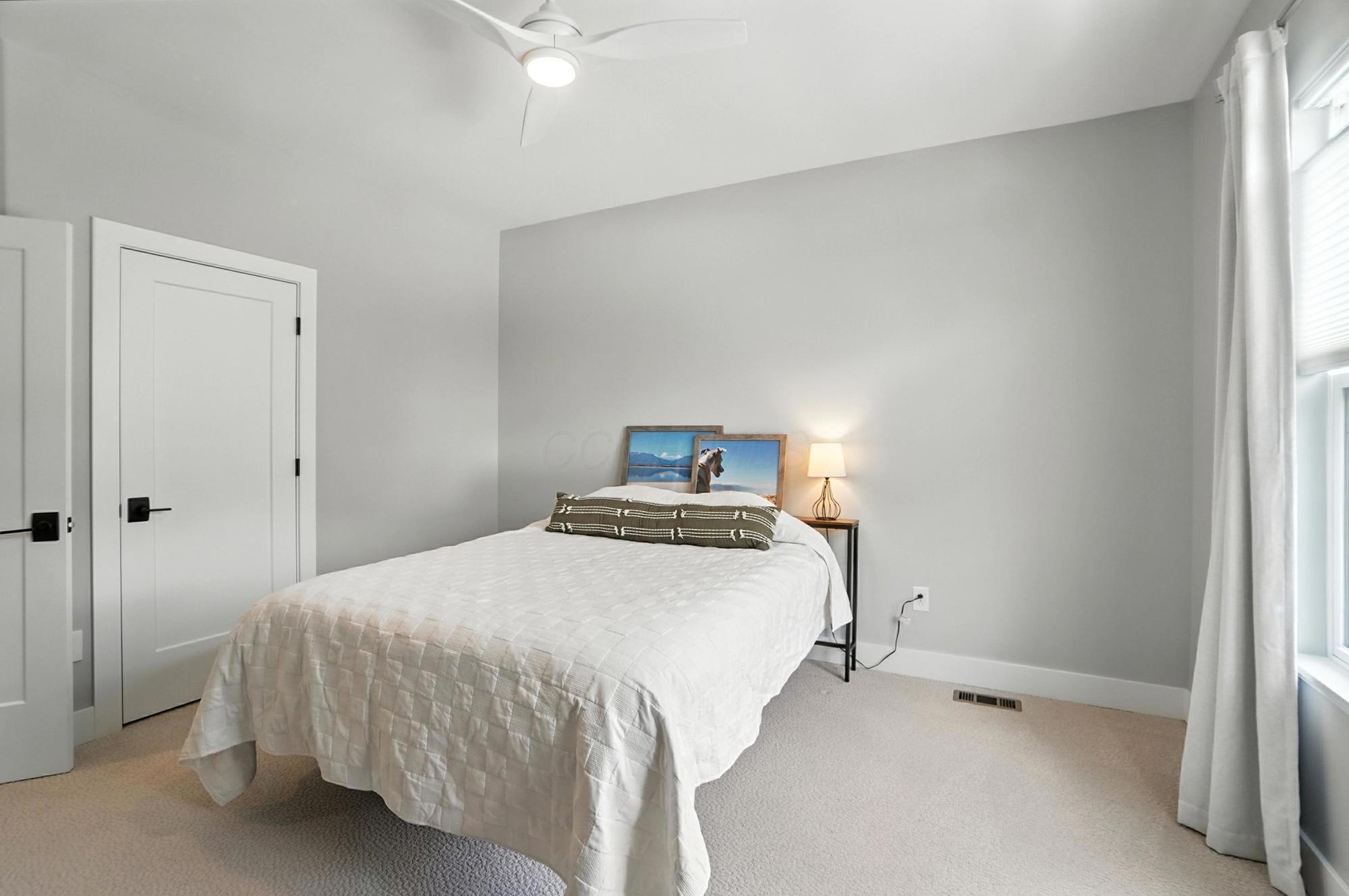 1068 Edgehill Road Columbus, OH 43212 - Photo 37 of 86 043