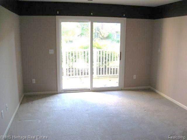 4126 Hampton Ridge Boulevard, Unit 70 Howell, MI 48843 - Photo 12 of 16 Master Bedroom