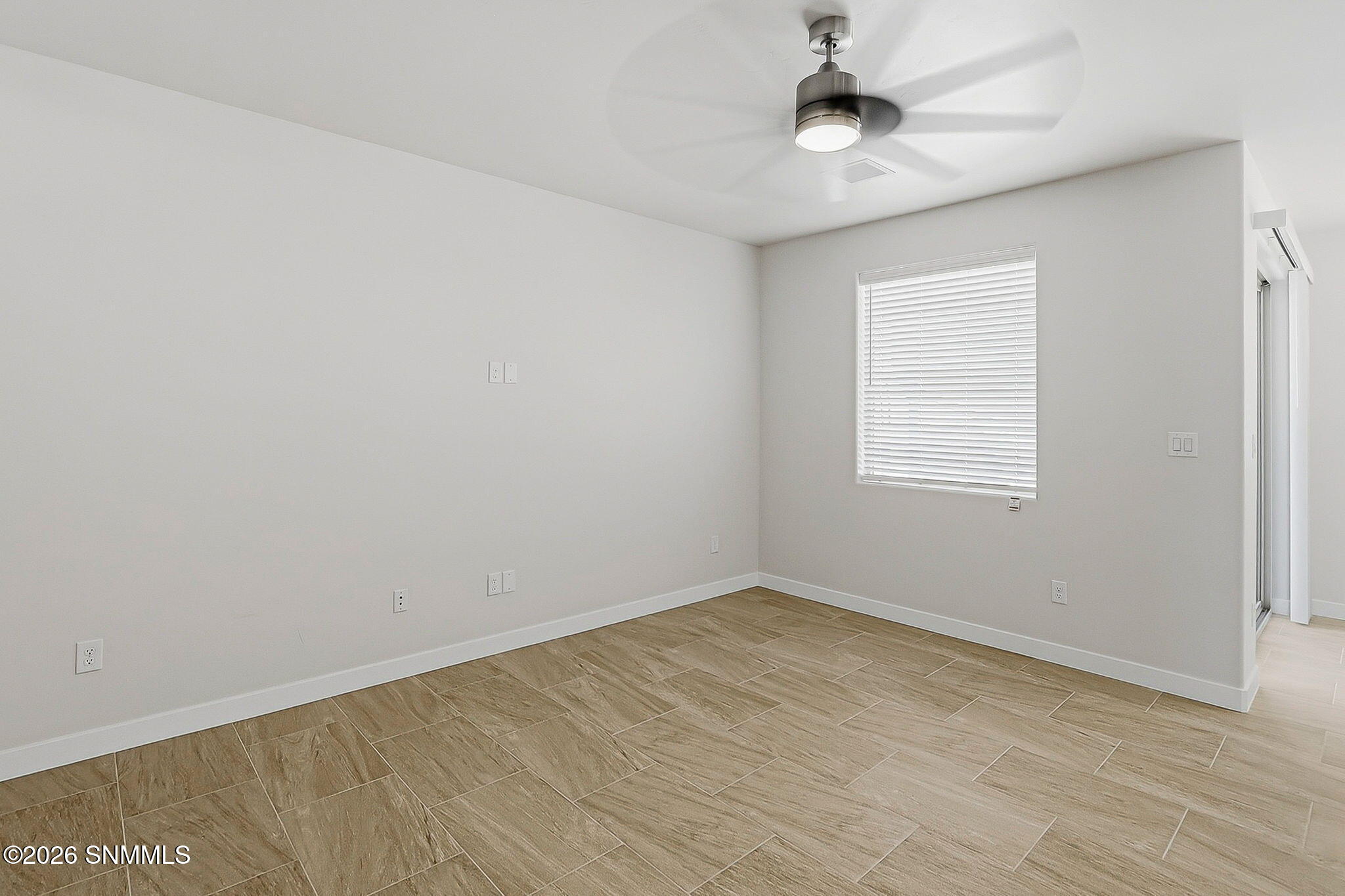 4136 Puertecito Road Las Cruces, NM 88012 - Photo 14 of 28 Living Room