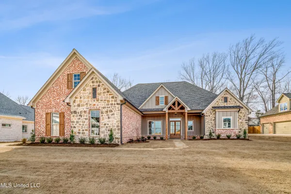 $599,900 | 1835 Baisley Drive, Nesbit, MS 38651