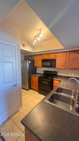 $1,800 | 15095 North Thompson Peak Parkway, Unit 1037, Scottsdale, AZ 85260