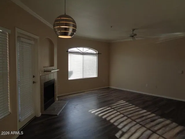 $1,825 | 15095 North Thompson Peak Parkway, Unit 1037, Scottsdale, AZ 85260