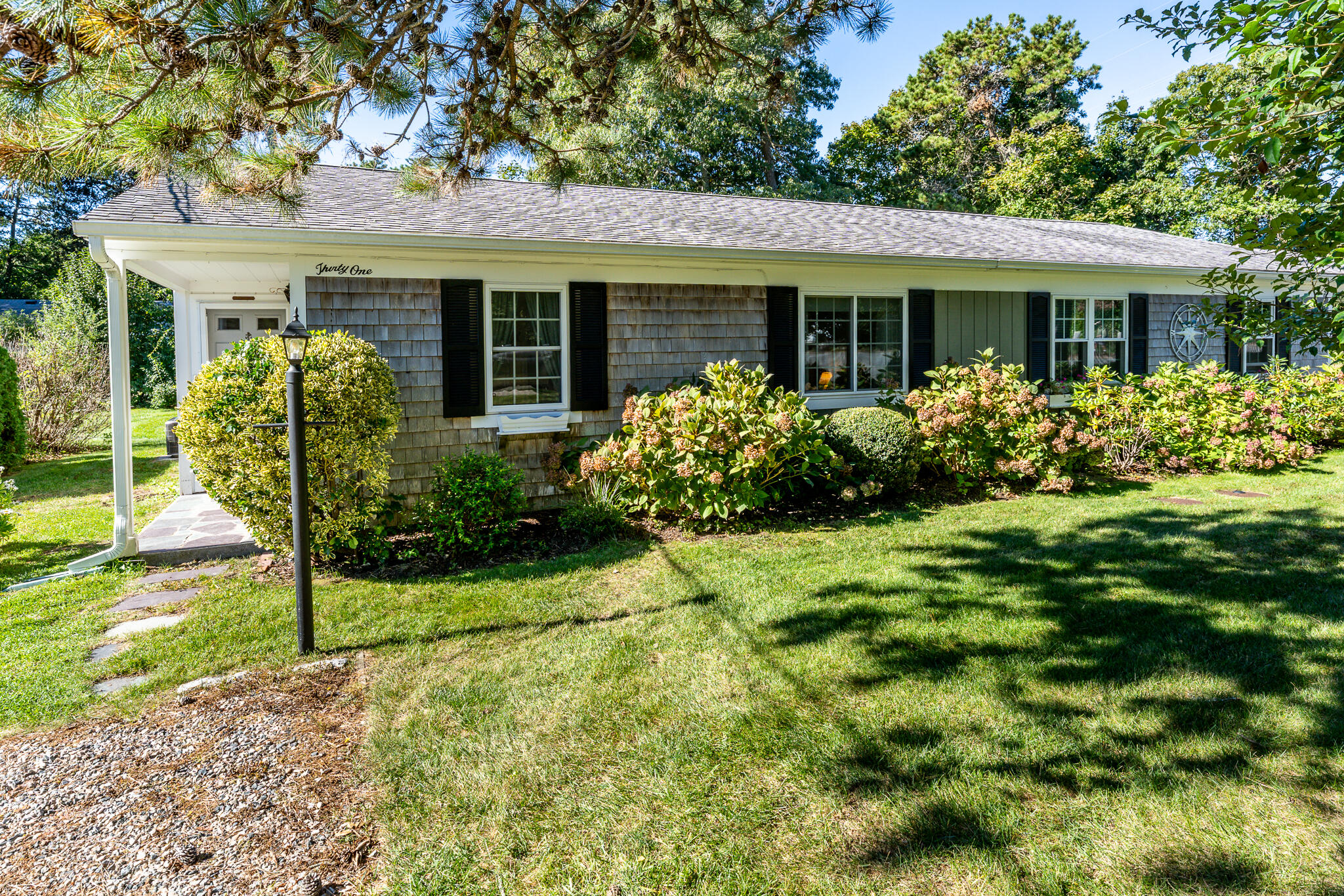 31 Katharyn Michael Road Yarmouth Port, MA 02675 - Photo 1 of 24 front4