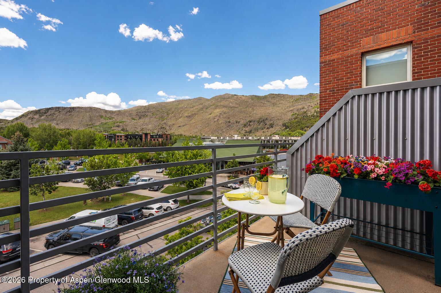 231 Robinson Street, Unit 320 Basalt, CO 81621 - Photo 17 of 22 Southeast view from patio