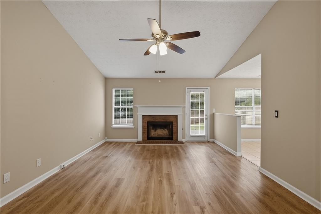 1014 Maple Leaf Ridge Jonesboro, GA 30238 - Photo 3 of 34