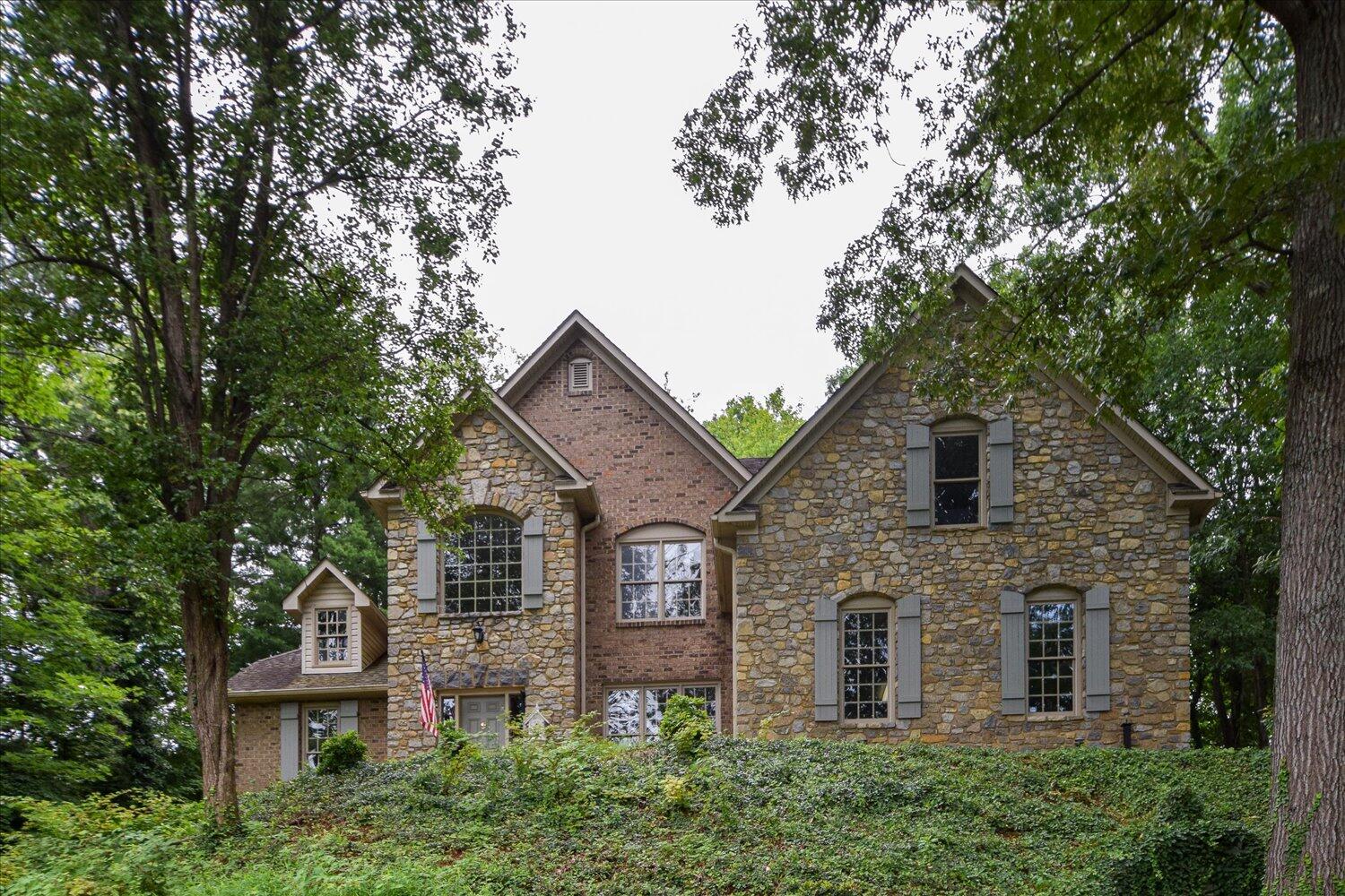 3120 Hidden Oak Road Southwest Roanoke, VA 24018 - Photo 1 of 44 01-3120 Hidden Oak-1