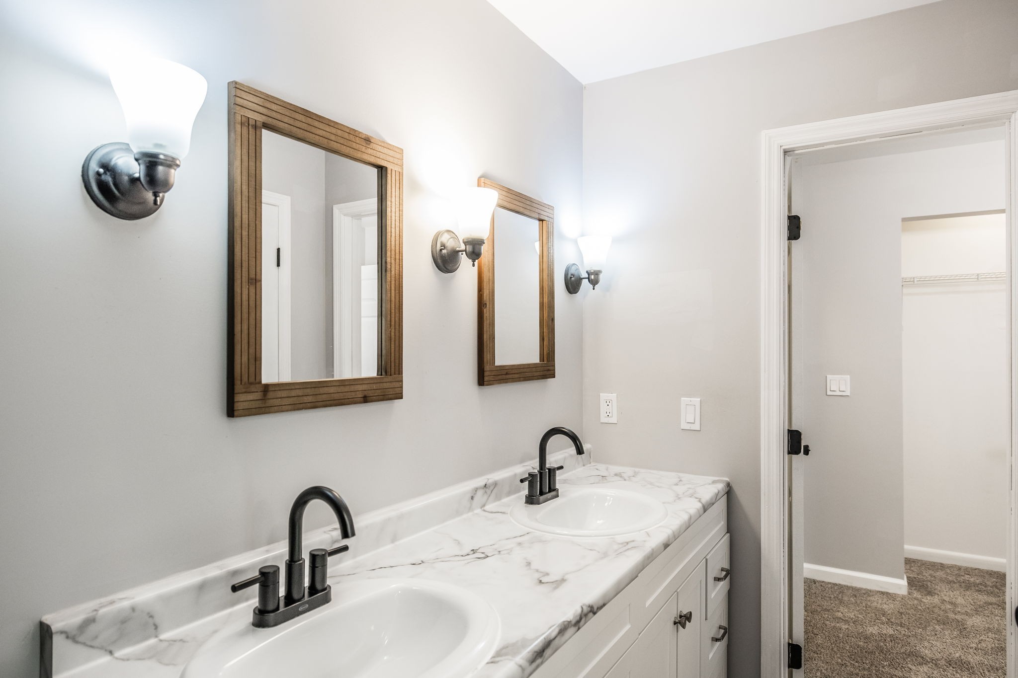 13989 Owens Chapel Road Springfield, TN 37172 - Photo 14 of 43 a bathroom with a sink and a mirror