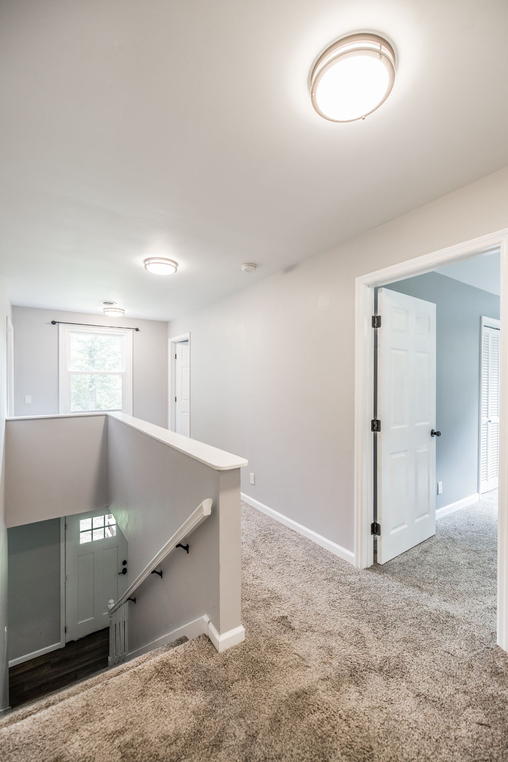 13989 Owens Chapel Road Springfield, TN 37172 - Photo 16 of 43 an empty room with windows