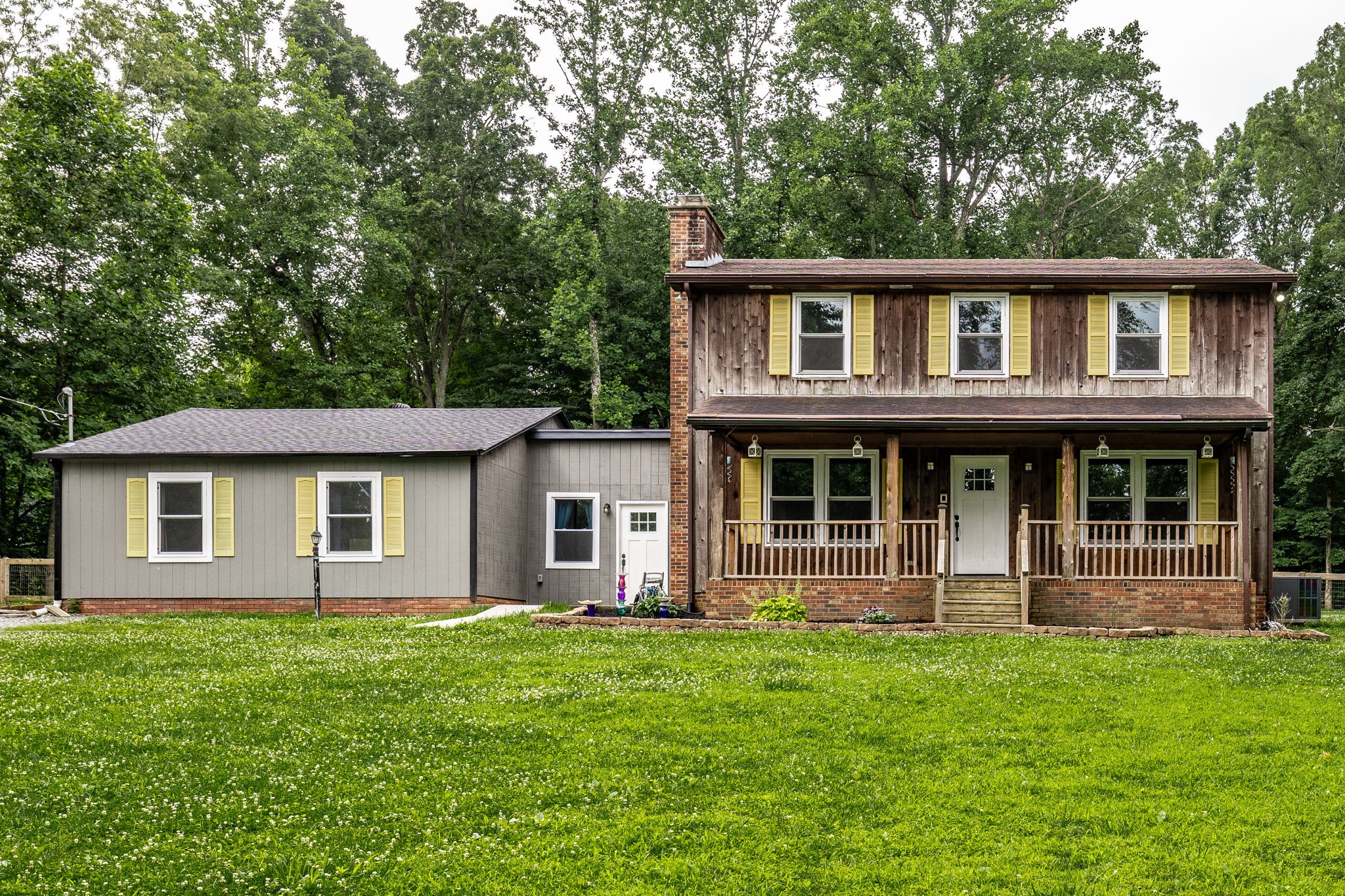 13989 Owens Chapel Road Springfield, TN 37172 - Photo 27 of 43 a front view of a house with a garden