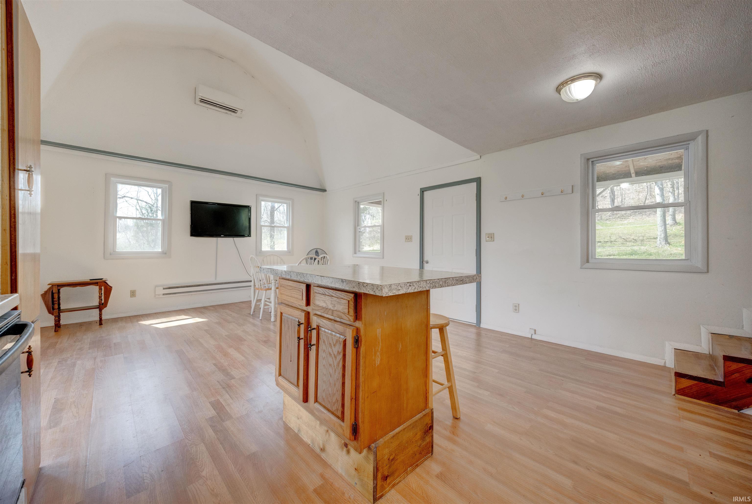 14200 Utopia Road Derby, IN 47525 - Photo 14 of 36