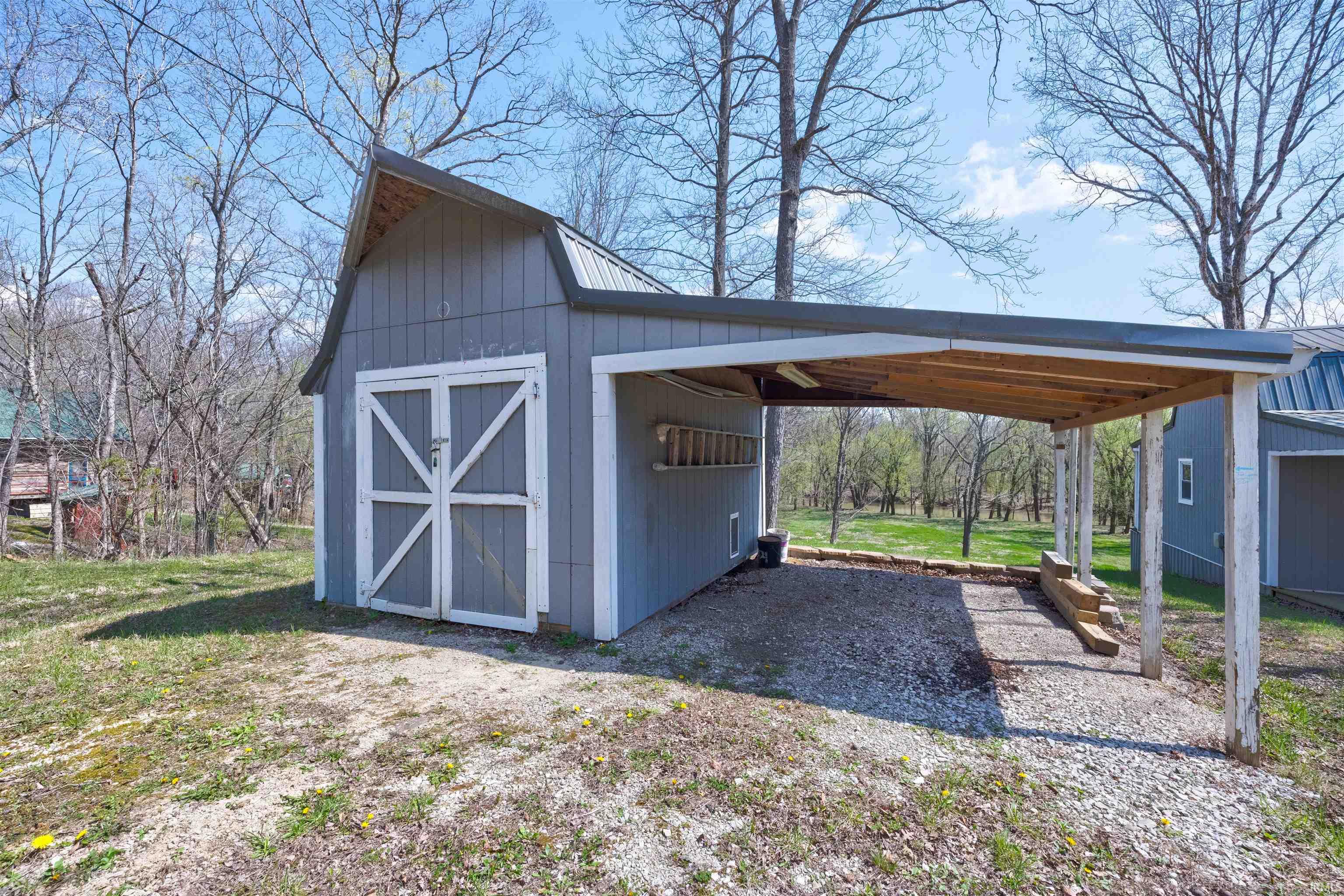 14200 Utopia Road Derby, IN 47525 - Photo 19 of 36