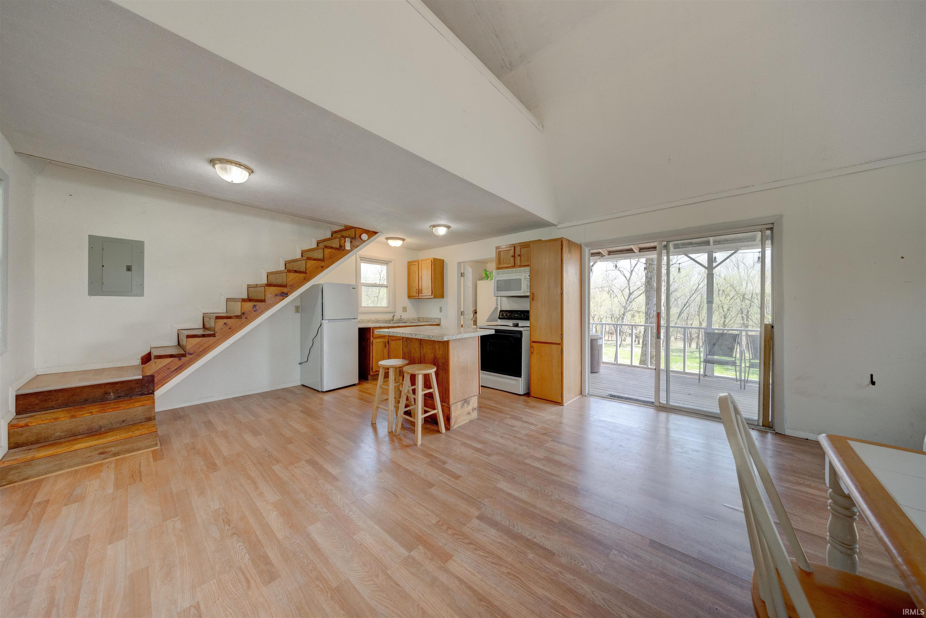 14200 Utopia Road Derby, IN 47525 - Photo 6 of 36