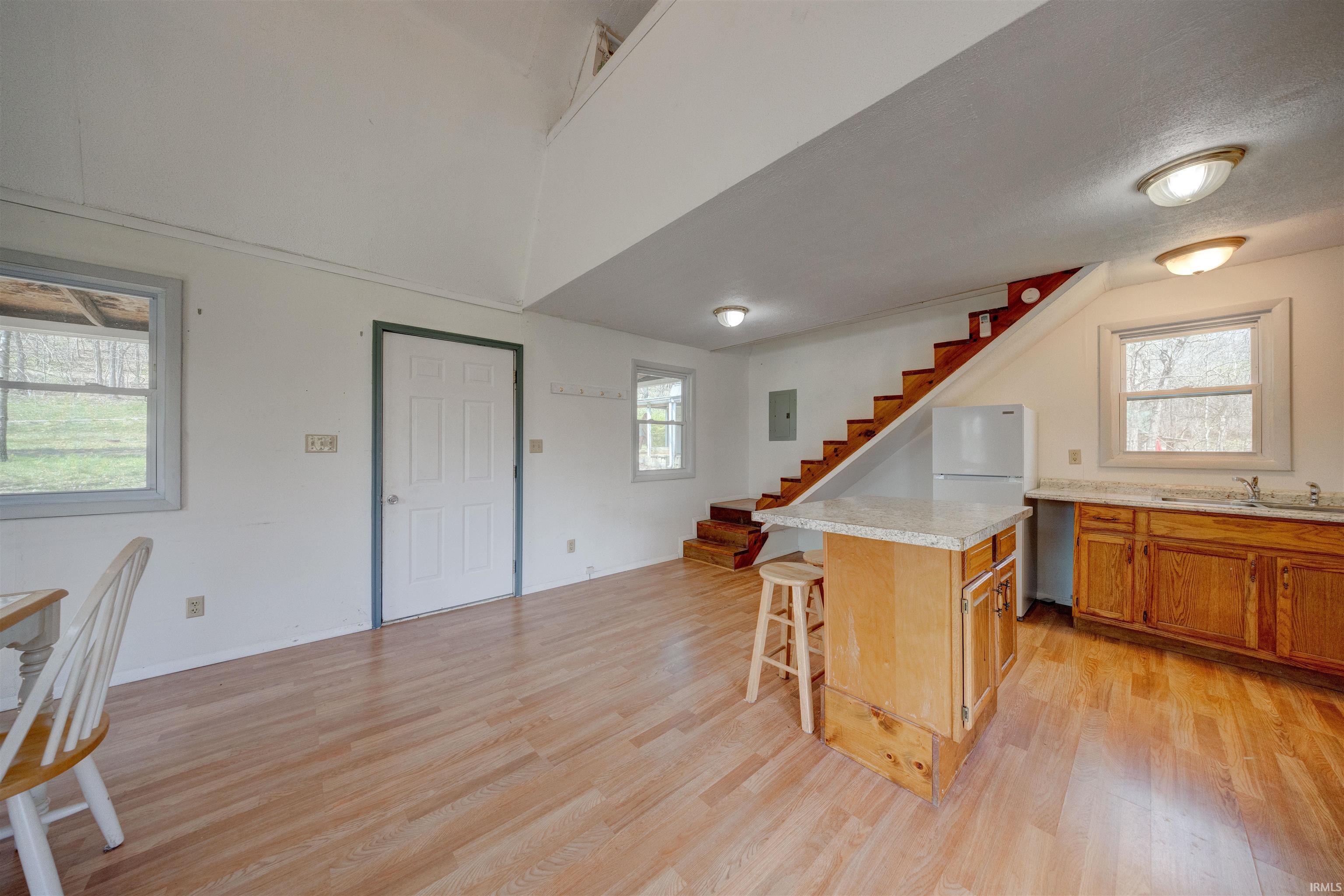 14200 Utopia Road Derby, IN 47525 - Photo 7 of 36