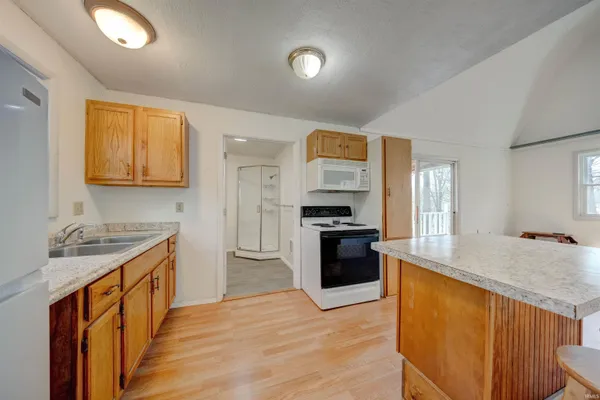 $114,900 | 14200 Utopia Road, Derby, IN 47525