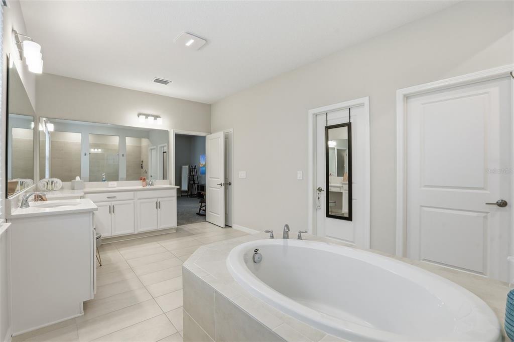 1271 Waterview Ridge Circle Apopka, FL 32703 - Photo 25 of 56