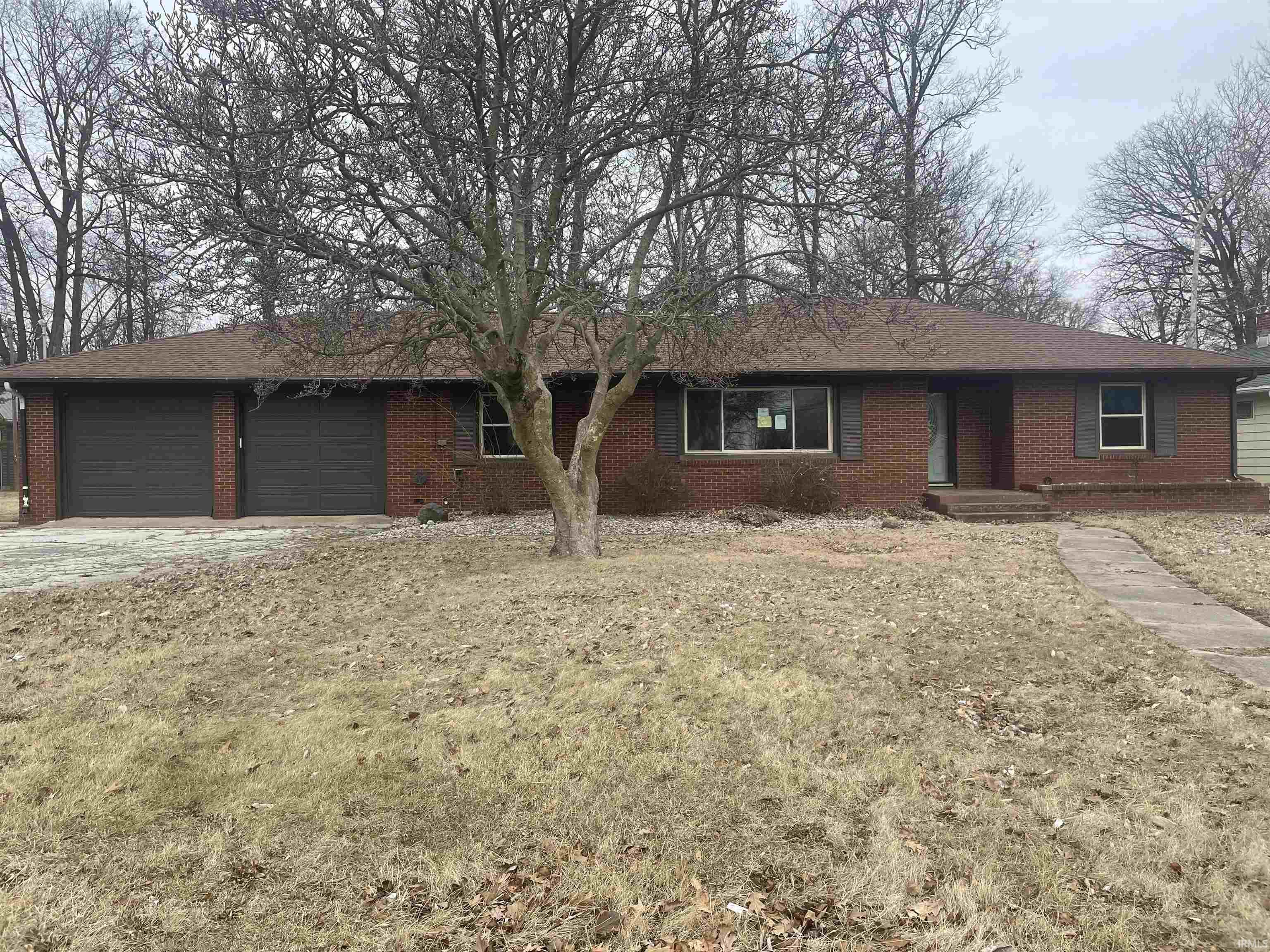 546 West Harrison Avenue Wabash, IN 46992 - Photo 1 of 14