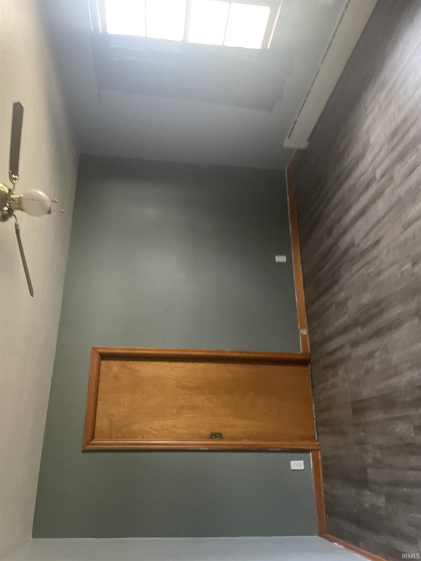 546 West Harrison Avenue Wabash, IN 46992 - Photo 12 of 14